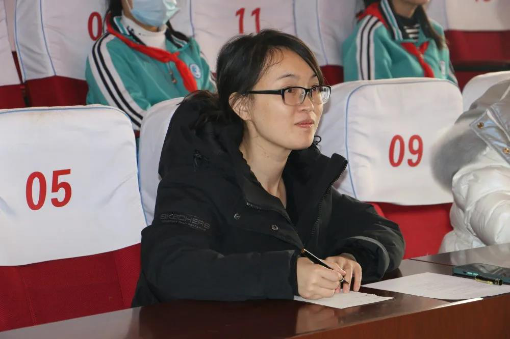 感受英语魅力，展现明德风采 ——临沂新桥小学举办首届英语口语风采大赛