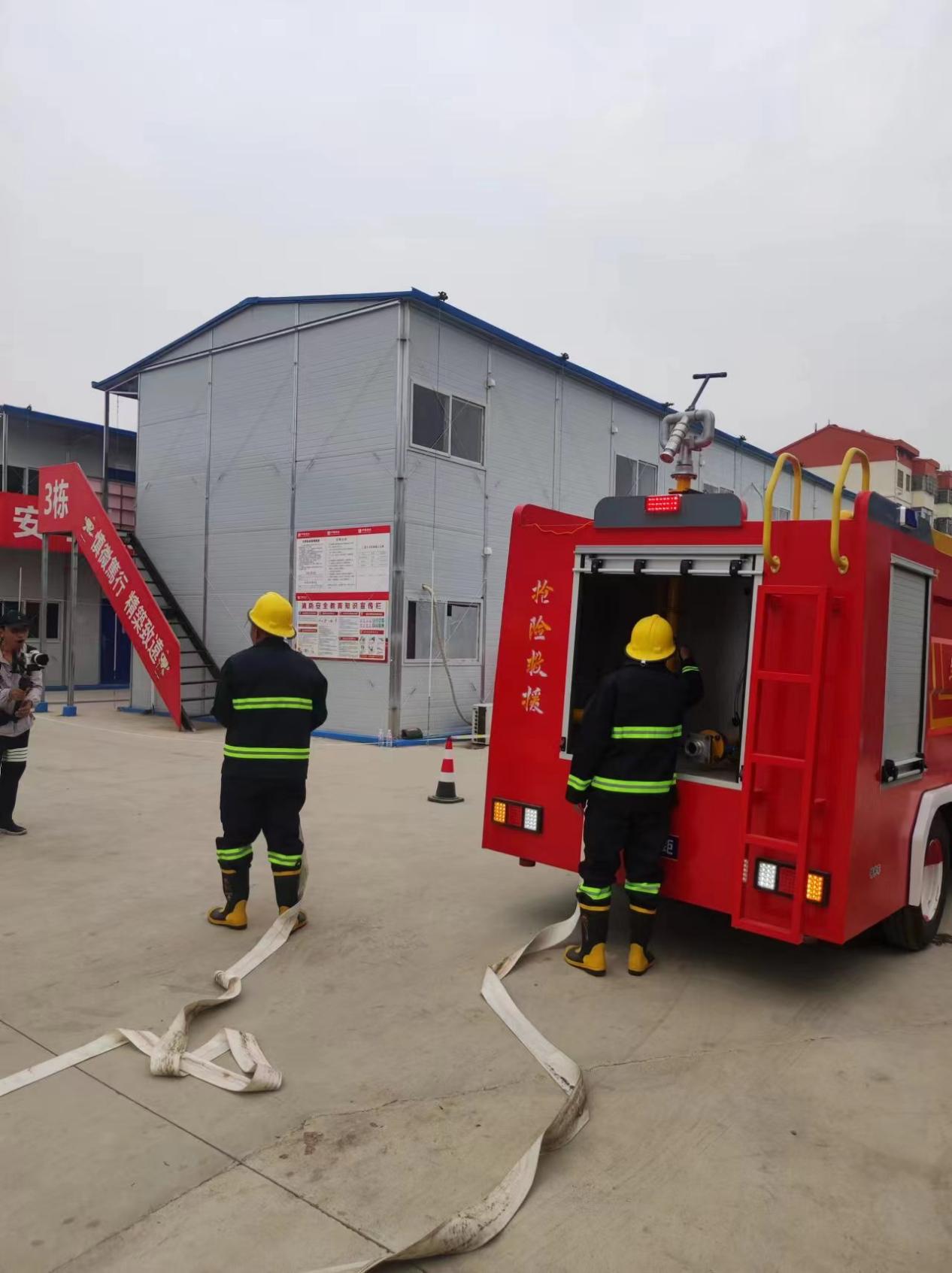 后十社区应急办联合中国建筑开展消防演练活动