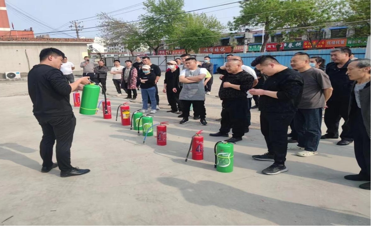 兰山街道张王庄社区开展燃气安全专项整治检查知识培训会