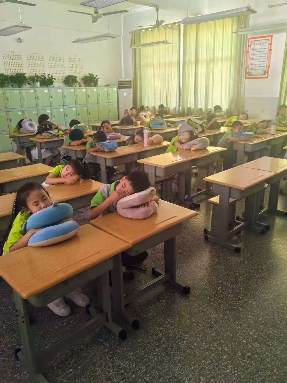 08 图片1.jpg 08 图片1.jpg
